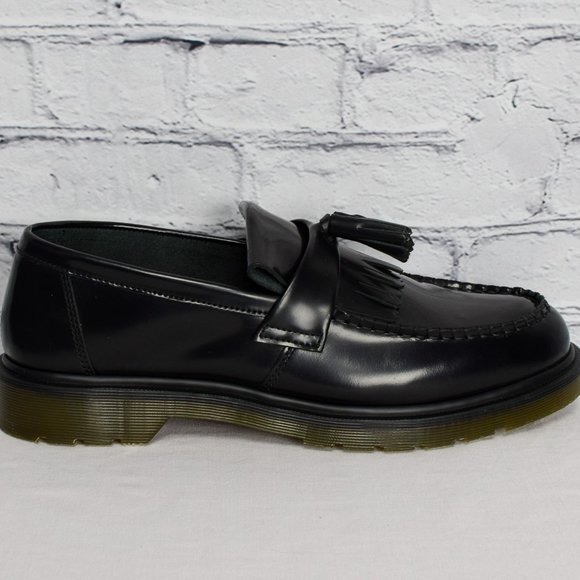 NEW IN BOX Black Dr. Martens "Adrian" Smooth Leather Tassel Loafers - Picture 6 of 9